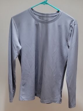 Brooks Light Gray Athletic Top with Teal Accent